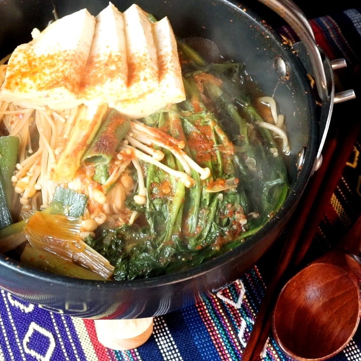 タッコギメウンタン(鶏肉の辛い鍋) 닭매운탕